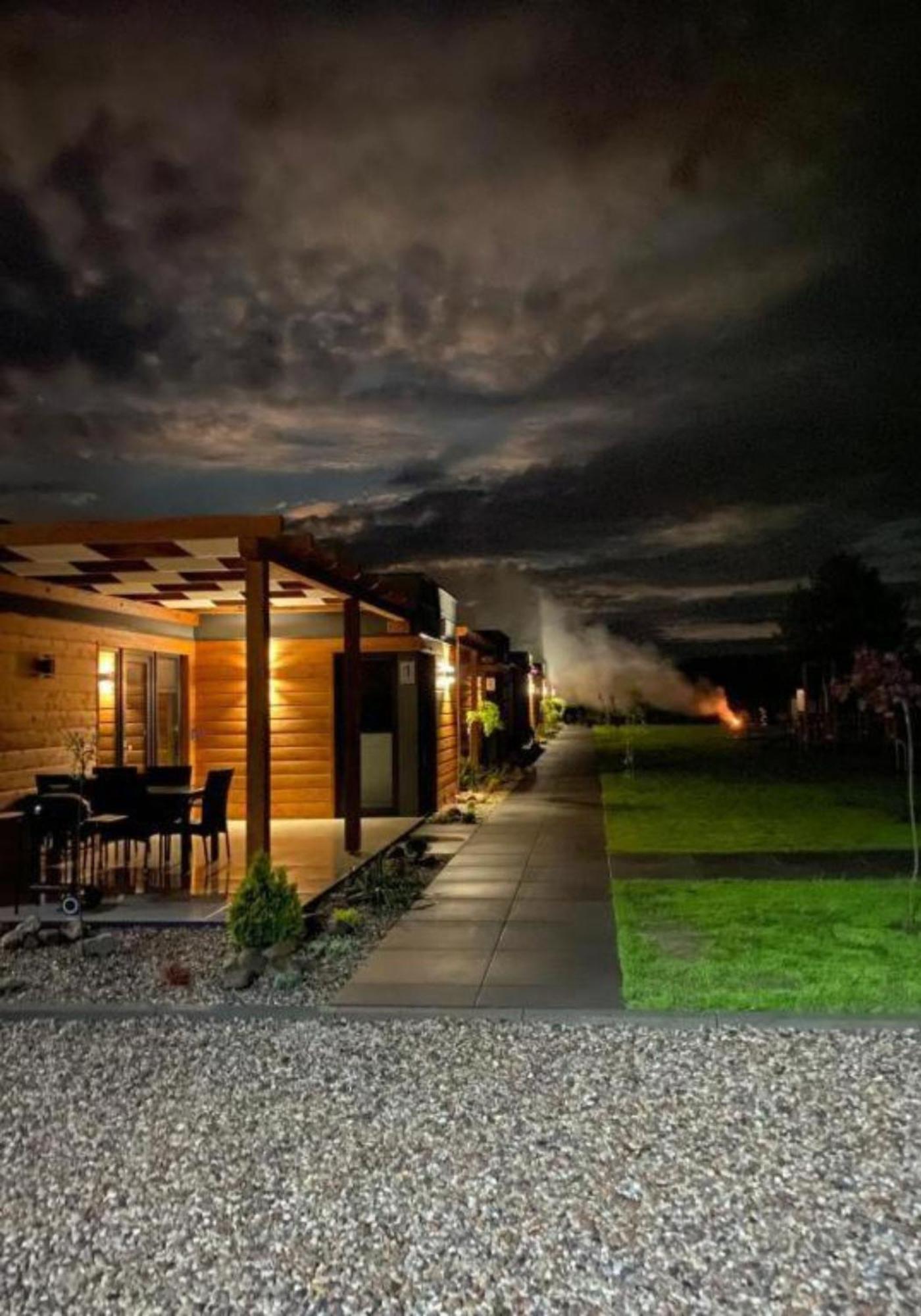 Nowecin Cisza Bungalows Village / Blisko Natury מראה חיצוני תמונה